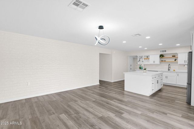 301 N 87TH Street, Mesa, AZ 85207