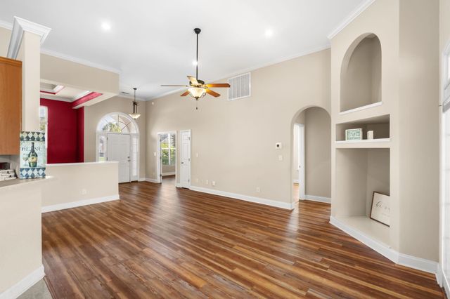 542 Stonemason Dr., Myrtle Beach, SC 29579