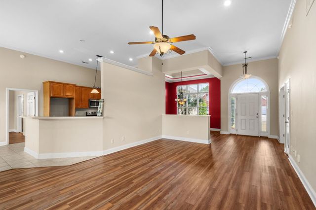 542 Stonemason Dr., Myrtle Beach, SC 29579