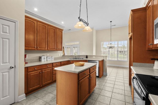 542 Stonemason Dr., Myrtle Beach, SC 29579