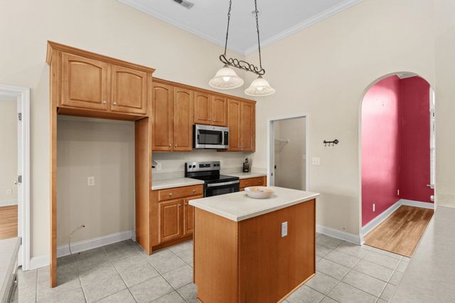 542 Stonemason Dr., Myrtle Beach, SC 29579