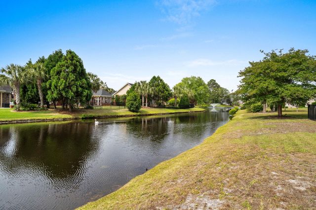 542 Stonemason Dr., Myrtle Beach, SC 29579