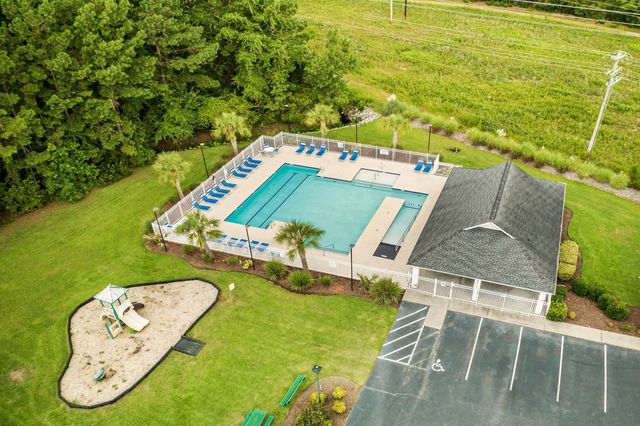 542 Stonemason Dr., Myrtle Beach, SC 29579