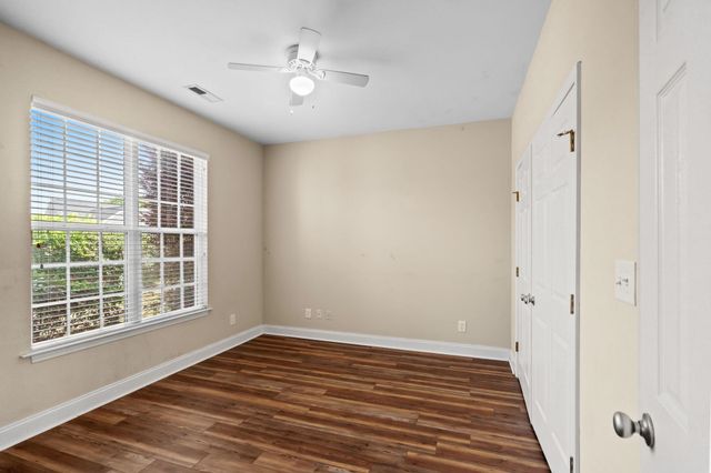 542 Stonemason Dr., Myrtle Beach, SC 29579