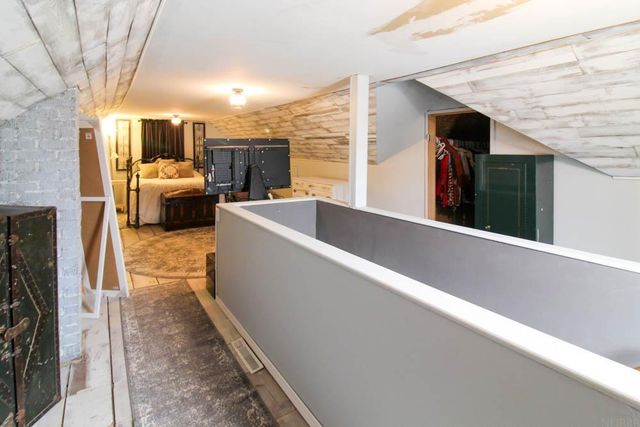 303 West Street, Reinbeck, IA 50669