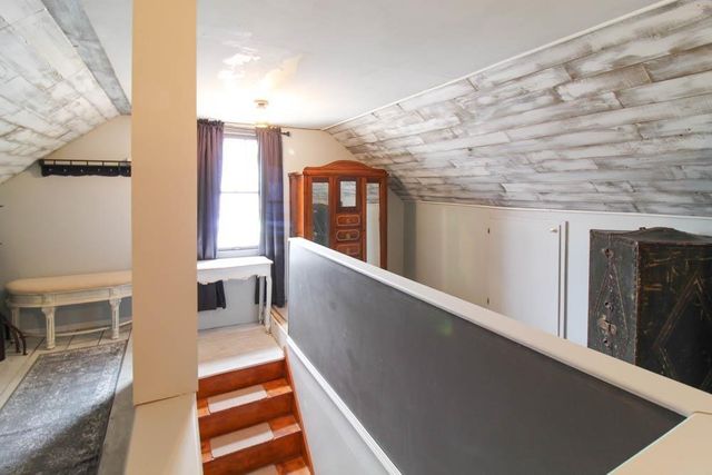 303 West Street, Reinbeck, IA 50669