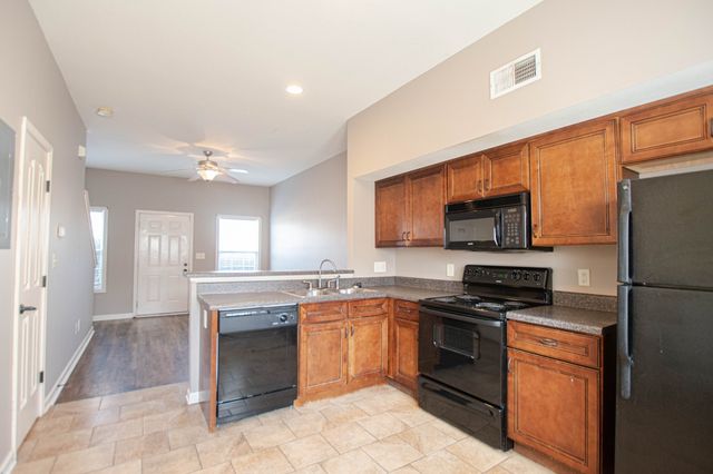 1209 Ash Ridge Dr Unit C, Clarksville, TN 37042