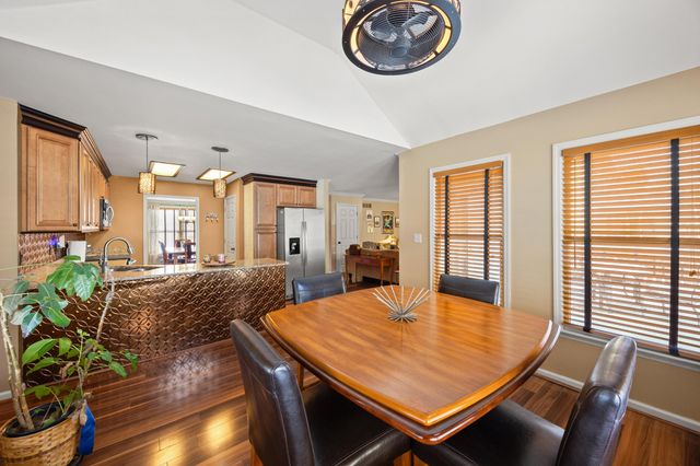 621 Rolling Creek Lane, Lexington, KY 40515