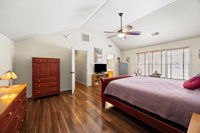 621 Rolling Creek Lane, Lexington, KY 40515