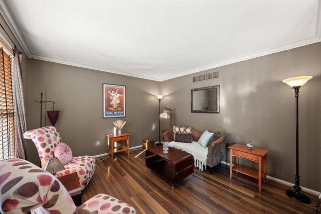 621 Rolling Creek Lane, Lexington, KY 40515