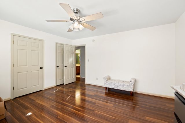 621 Rolling Creek Lane, Lexington, KY 40515