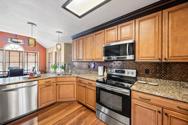 621 Rolling Creek Lane, Lexington, KY 40515