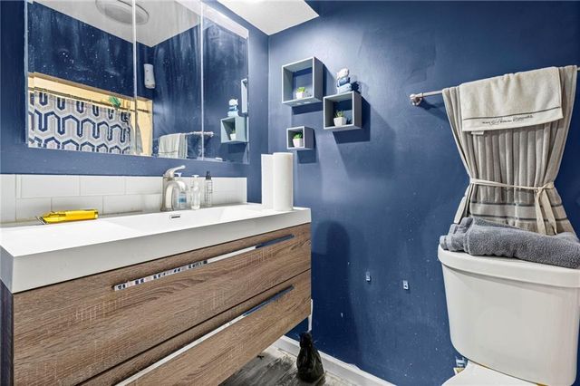 5604 Hunter Terrace, Raytown, MO 64133