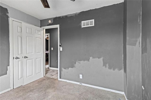 5604 Hunter Terrace, Raytown, MO 64133