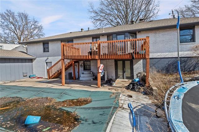 5604 Hunter Terrace, Raytown, MO 64133