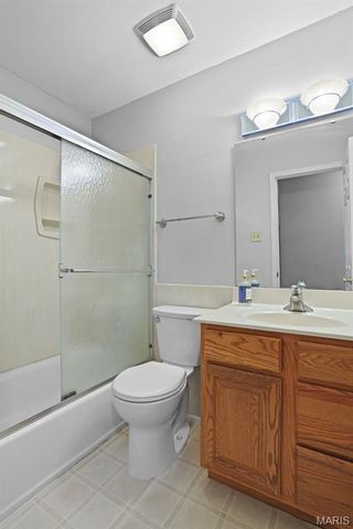 11826 Park Court, Maryland Heights, MO 63043