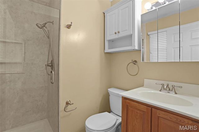 11826 Park Court, Maryland Heights, MO 63043