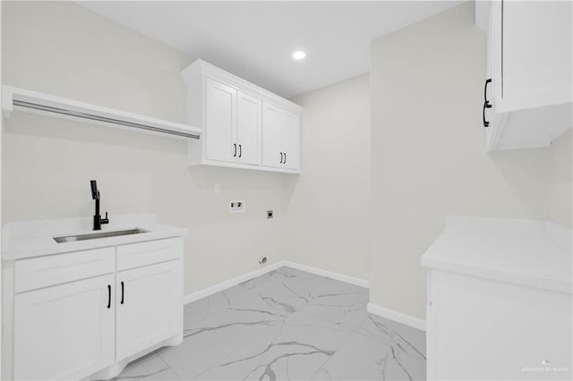 1005 Rockford Drive, Alton, TX 78573