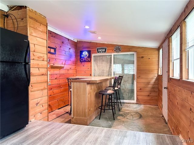 9 Curtis Avenue, Lysander, NY 13027