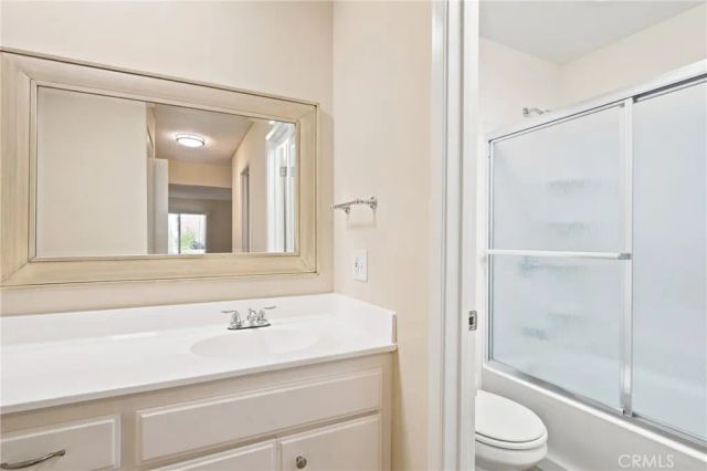 15425 Sherman 101, Van Nuys, CA 91406