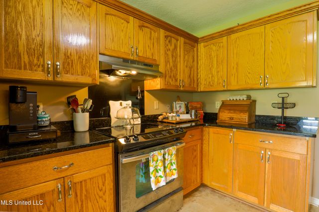 2745 Merritt Road, Leakesville, MS 39451