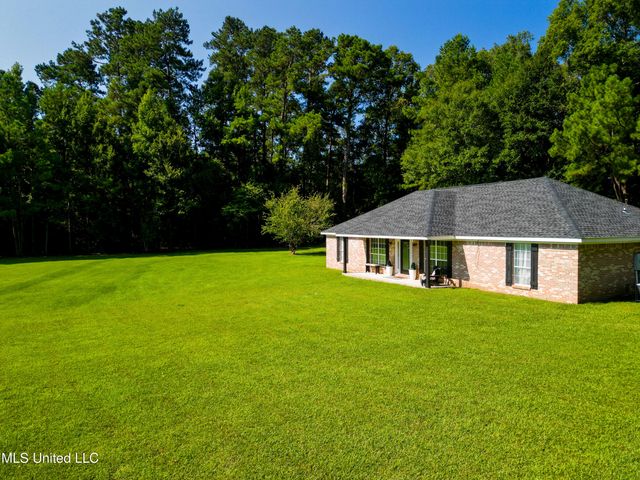 2745 Merritt Road, Leakesville, MS 39451