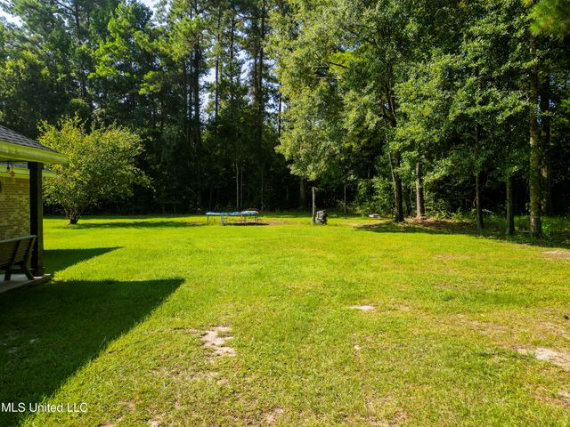2745 Merritt Road, Leakesville, MS 39451