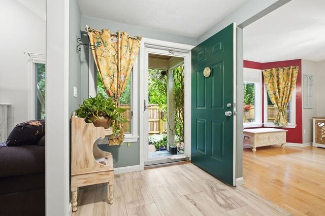 2 Forest Gate 2, Yarmouth, MA 02675
