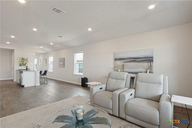 319 Globe Mallow Circle, Kyle, TX 78640