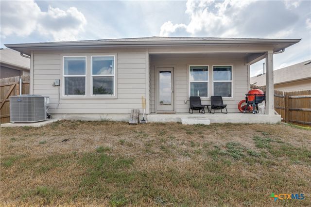 319 Globe Mallow Circle, Kyle, TX 78640