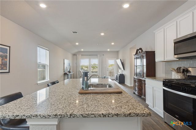 319 Globe Mallow Circle, Kyle, TX 78640