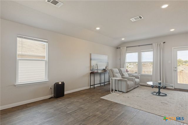 319 Globe Mallow Circle, Kyle, TX 78640