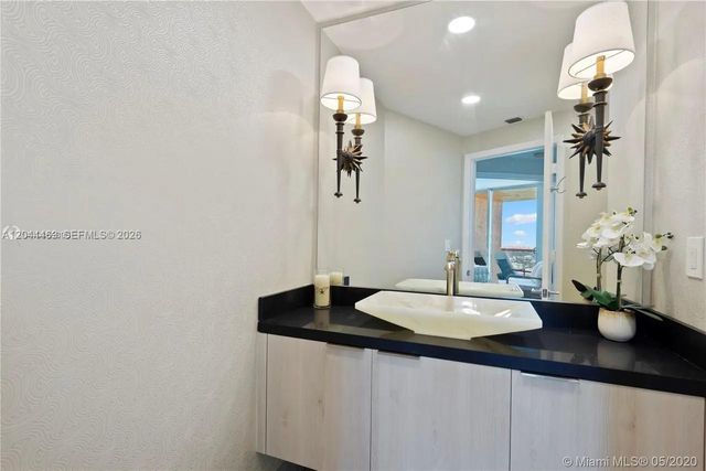300 S Pointe Drive 3604, Miami Beach, FL 33139