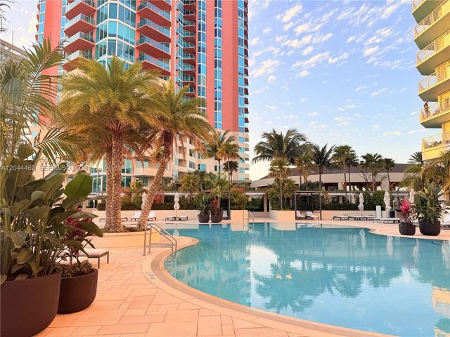 300 S Pointe Drive 3604, Miami Beach, FL 33139