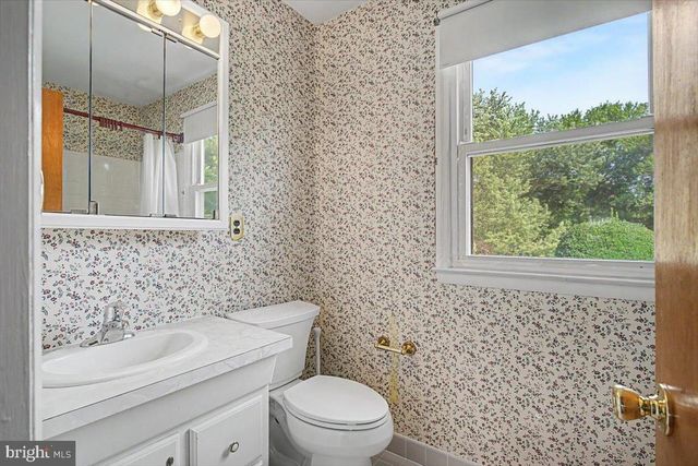 1 ABBEY CT, Bear, DE 19701