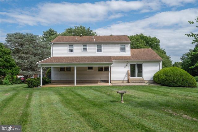 1 ABBEY CT, Bear, DE 19701