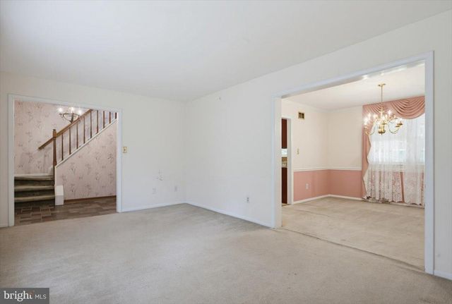 1 ABBEY CT, Bear, DE 19701
