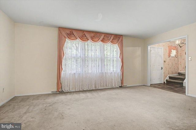 1 ABBEY CT, Bear, DE 19701