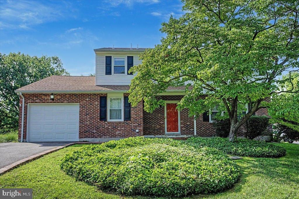 1 ABBEY CT, Bear, DE 19701