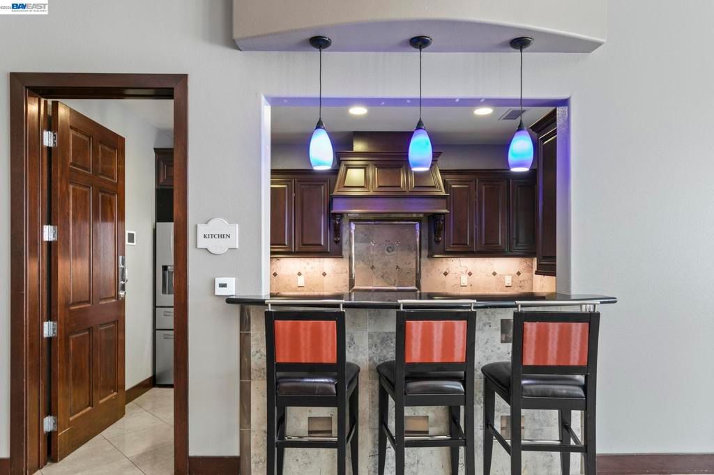 Image 40 of property listing at 3290 Maguire Way 101, Dublin, CA 94568