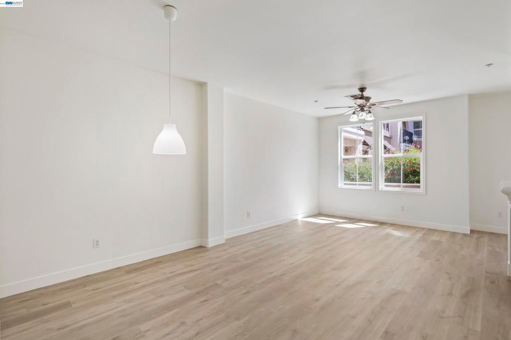 Image 6 of property listing at 3290 Maguire Way 101, Dublin, CA 94568