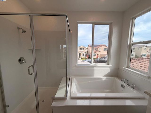 10349 Baldy Dr, Stockton, CA 95219