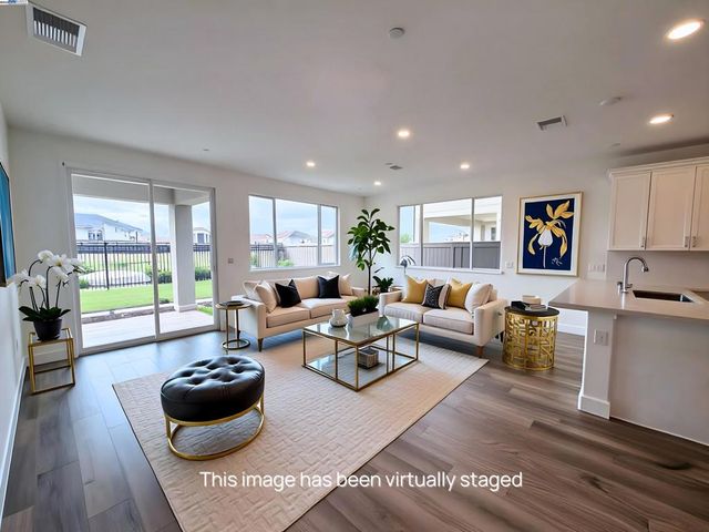 10349 Baldy Dr, Stockton, CA 95219