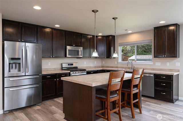 5547 Timberridge Drive, Mount Vernon, WA 98274