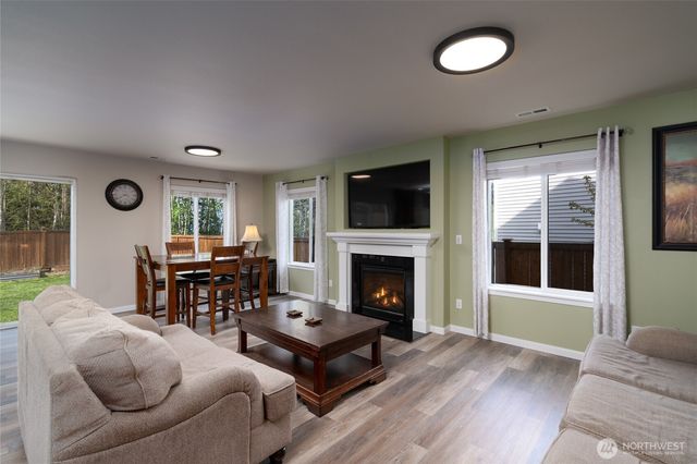 5547 Timberridge Drive, Mount Vernon, WA 98274