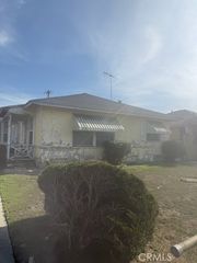 13502 S San Pedro, Los Angeles, CA 90061