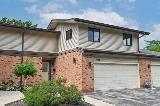 836 Pilgrim PARKWAY, Elm Grove, WI 53122