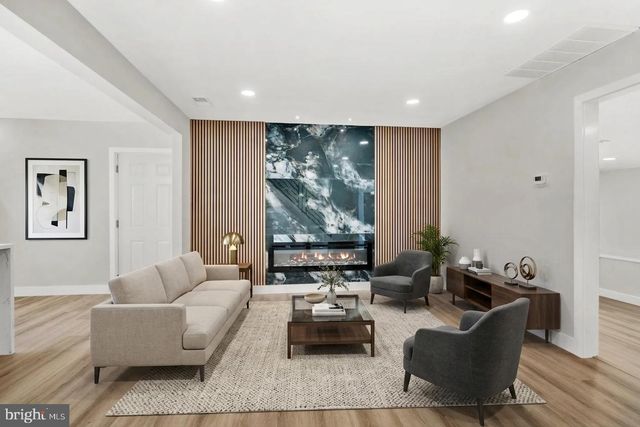 9348 ANNAPOLIS RD, Philadelphia, PA 19114