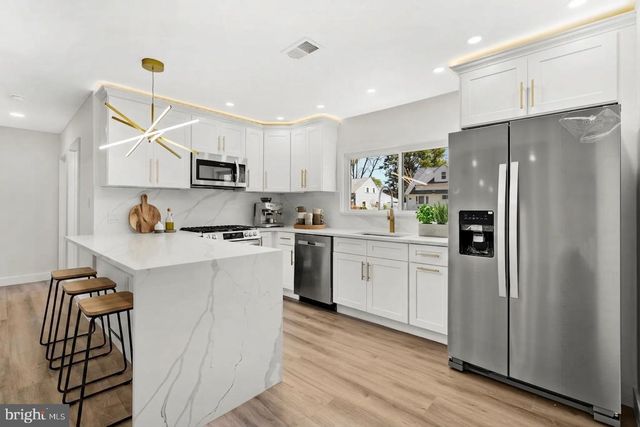 9348 ANNAPOLIS RD, Philadelphia, PA 19114