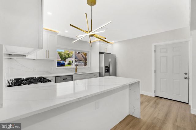 9348 ANNAPOLIS RD, Philadelphia, PA 19114